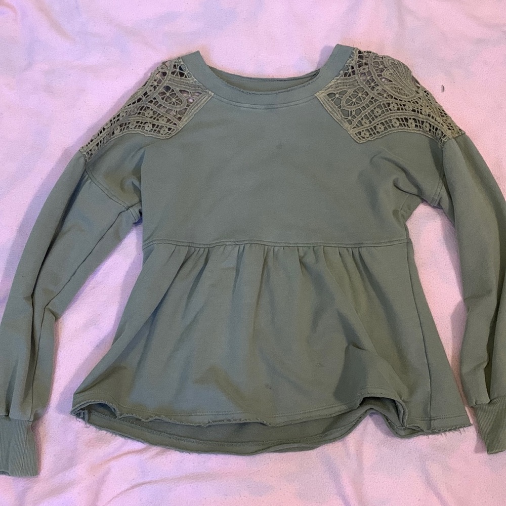 Green lace top